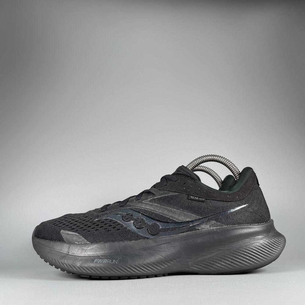 Saucony Ride 16 Women's 9 Triple Black Lace Up Running Shoe Athletic Sneaker EUC